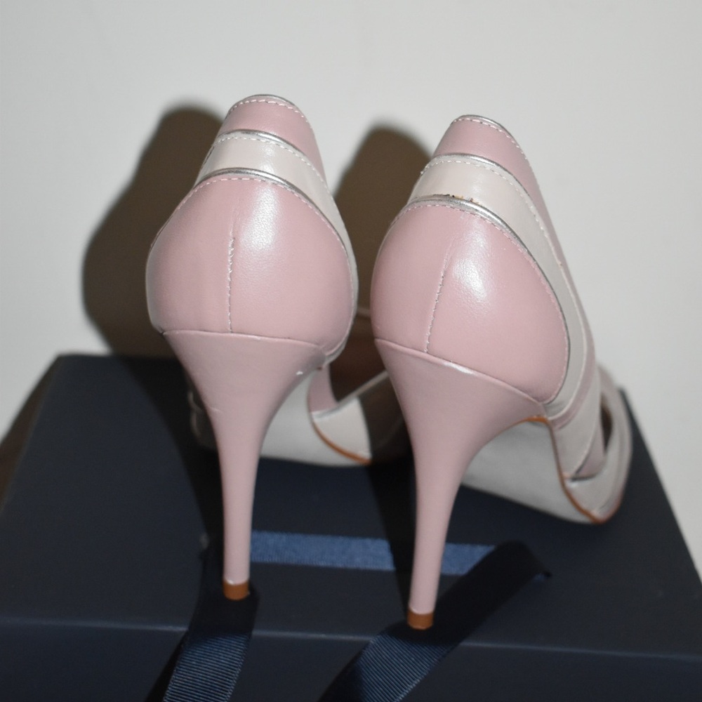 Rose Pink Carlos Santana Peep Toe Heels - Size 7.5 - Picture 4 of 4